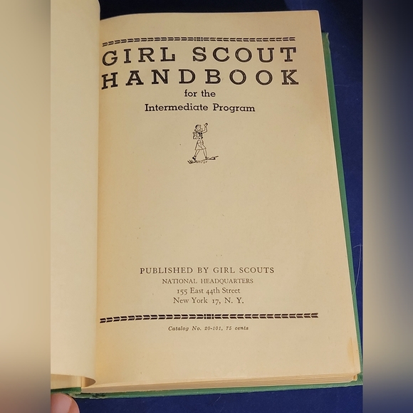 Girl Scout Handbook 1944 Edition 6th Impression Intermediate Program HC Book - Picture 4 of 9